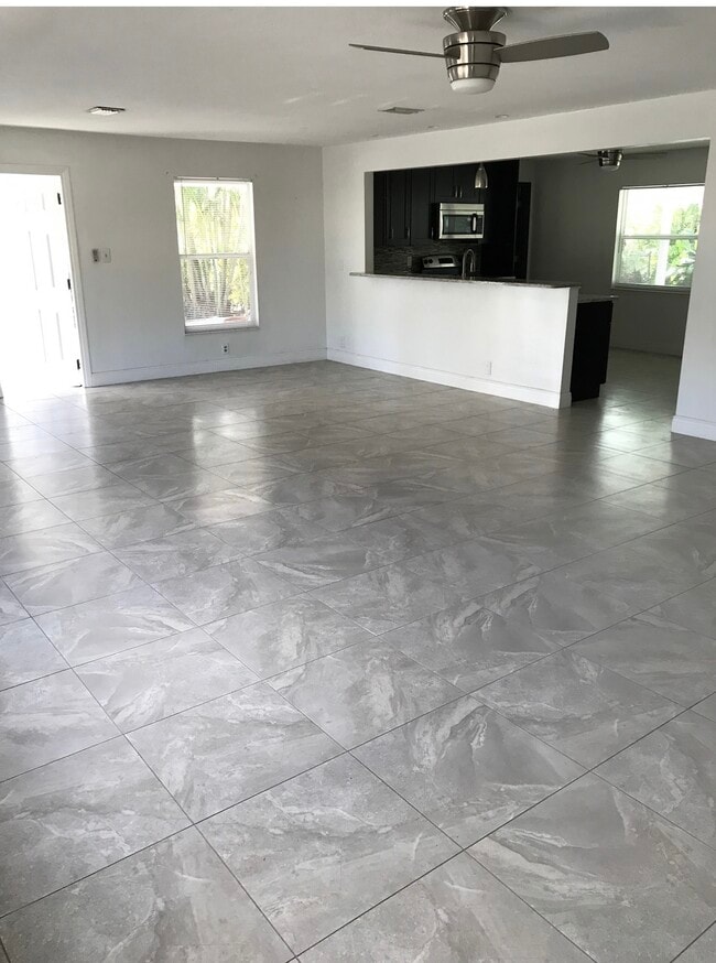 Photo - 1320 Milano Dr