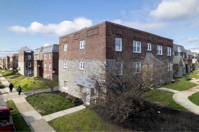 Photo - 549 Manheim St