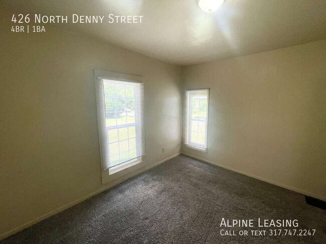 Building Photo - 426 N Denny St Rental