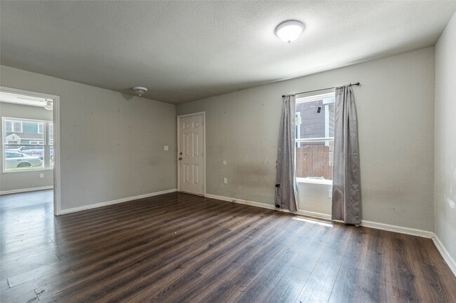 Photo - 2801 Virginia St