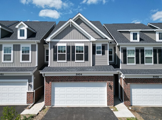 Building Photo - 5954 Hawkweed Dr Unit 5954 Rental