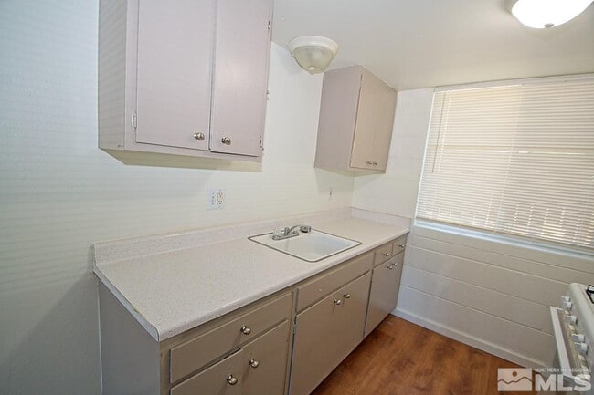 Photo - 511 Country Village Dr Unidad 10