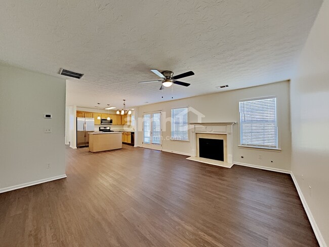 Photo - 1959 Johns Pl Ct NE