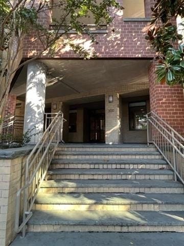 Building Photo - 300 Newark St. Unit 1C
