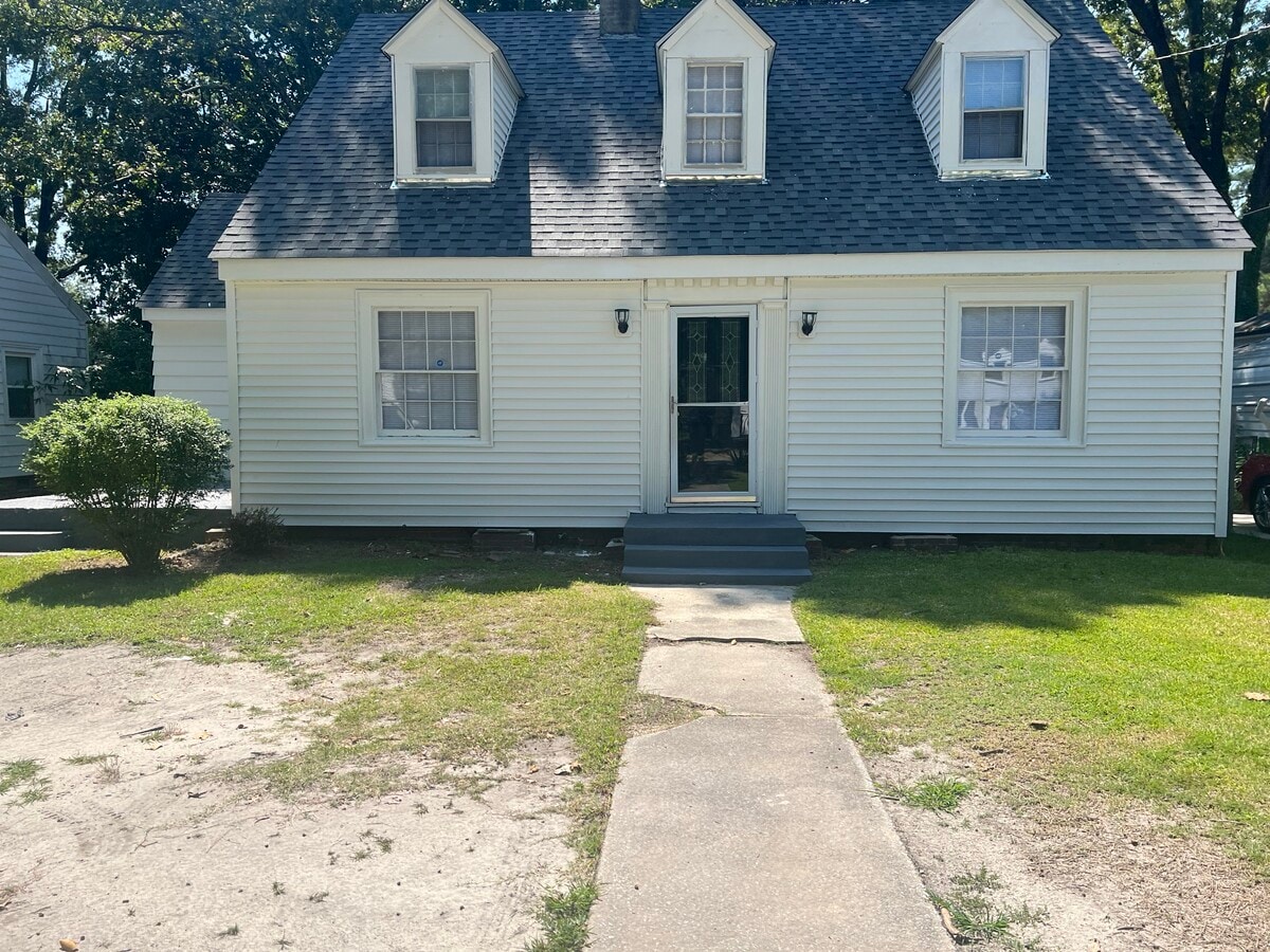 Photo - 1111 Sycamore St