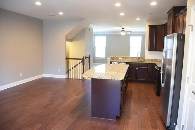 Photo - Stylish Apex Townhome Near Beaver Creek Shopping & Dining