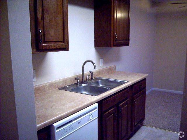 Kitchen - Charter Oaks