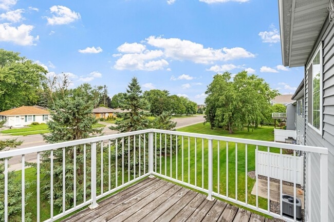 Photo - 3bd, 2ba town home in NEW HOPE, avail NOW