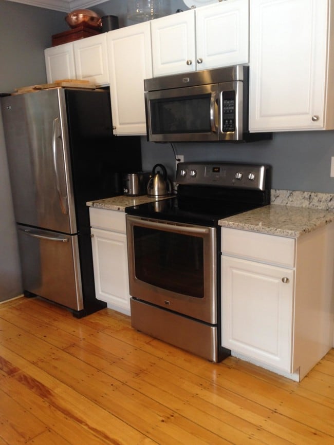 Building Photo - 45 Garrison Rd Unit 3C