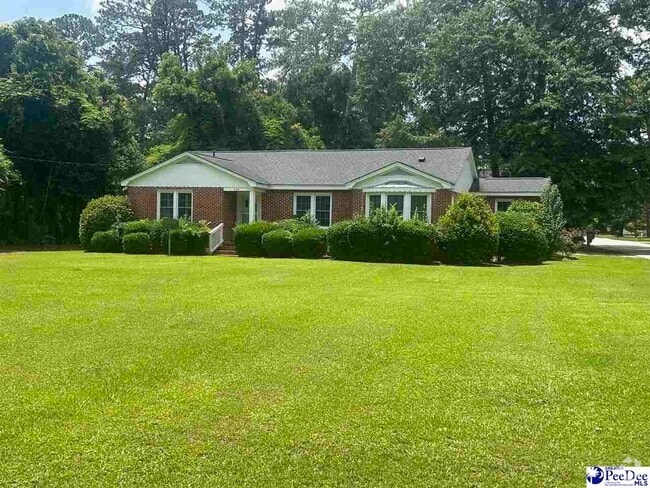 Building Photo - 503 Greenway Dr Rental