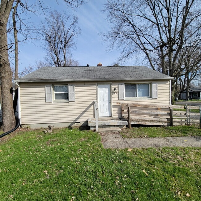 Building Photo - Near East 2BR House ready to Lease!