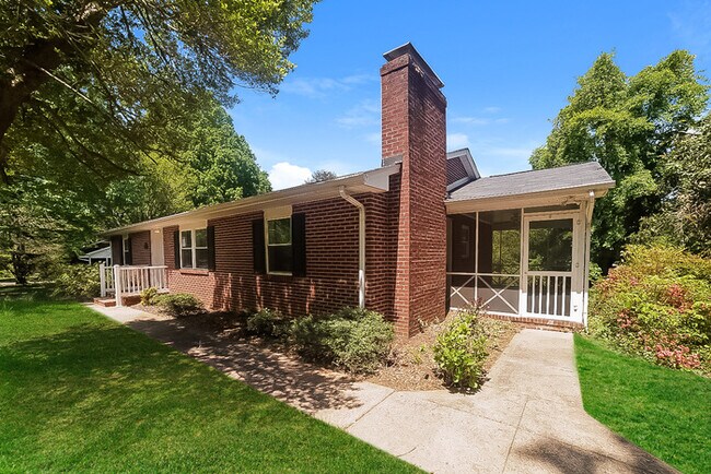 Photo - 221 Norman Rd