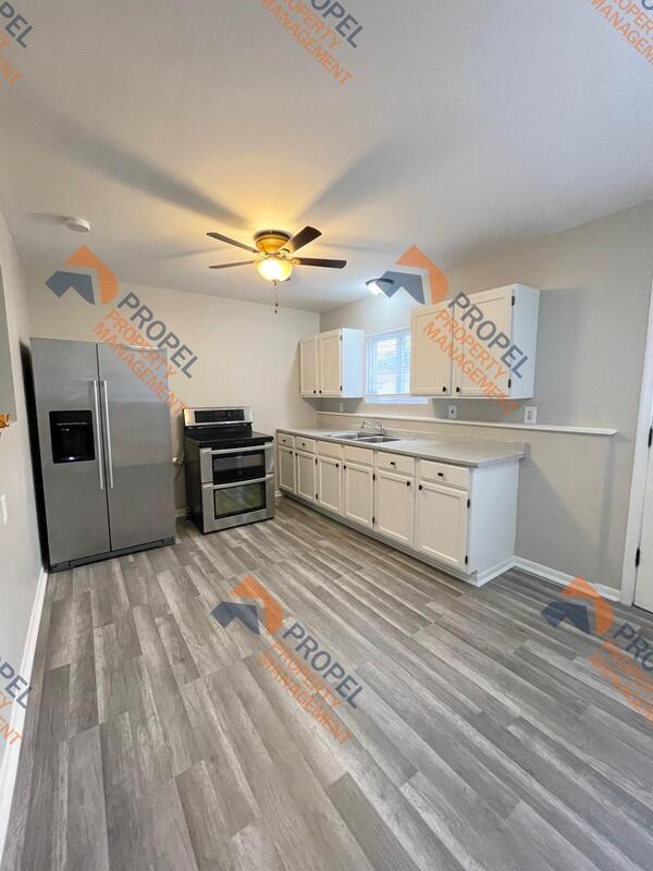 Photo - 14387 Leonard Ave