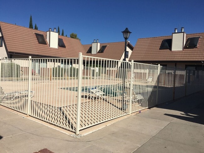 Photo - Sunny Dale Townhome