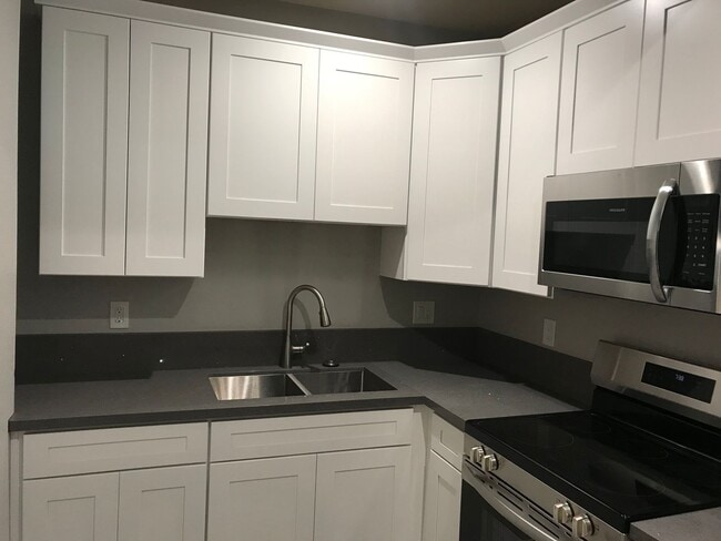 Photo - 433-433 K St Apartment Unit 431 K Street