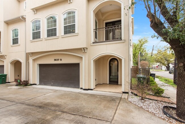Photo - 5637 Kiam St