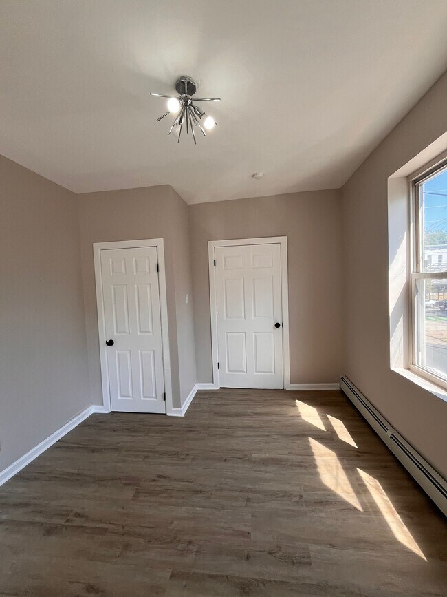 Photo - 165 Delaware Ave Unit 4