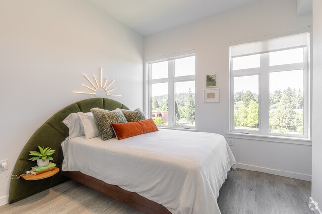 2BR, 2BA - 997SF - Second Bedroom
