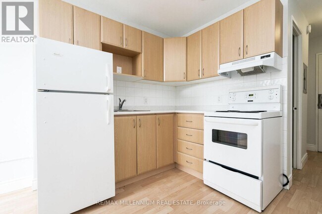 Photo - 798 Richmond St W Unit 667