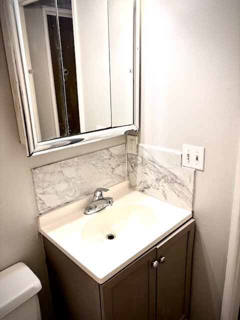 Photo - 2324 Iroll Ave Unidad 4