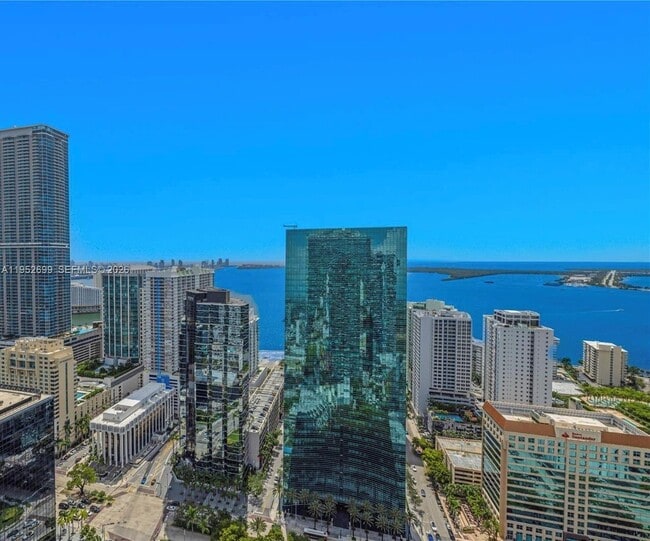 Photo - 1300 S Miami Ave Unidad 3604