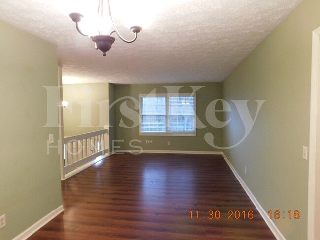 Photo - 2642 Shady Valley Rd