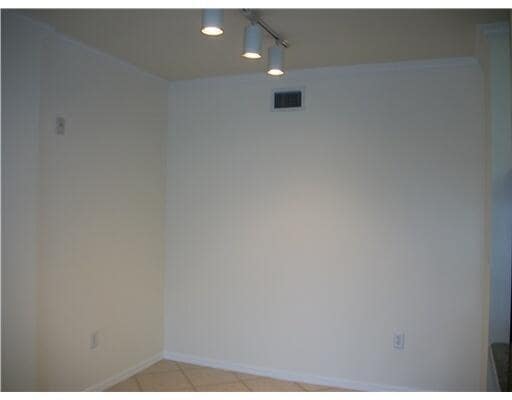 Photo - 6410 Emerald Dunes Dr Unidad 205