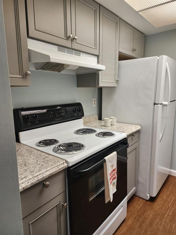 Photo - 6082 Peregrine Ave Unidad D11