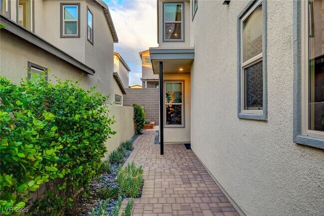 Photo - 3209 Vittoria Ave