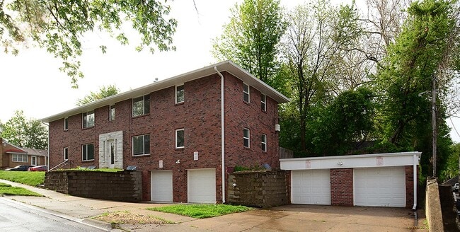Photo - 3903 Cass St Unit #1