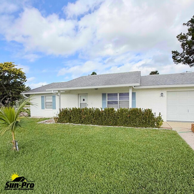 Building Photo - 1985 Big Oak Dr