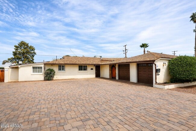 Photo - 7541 N 35th Dr