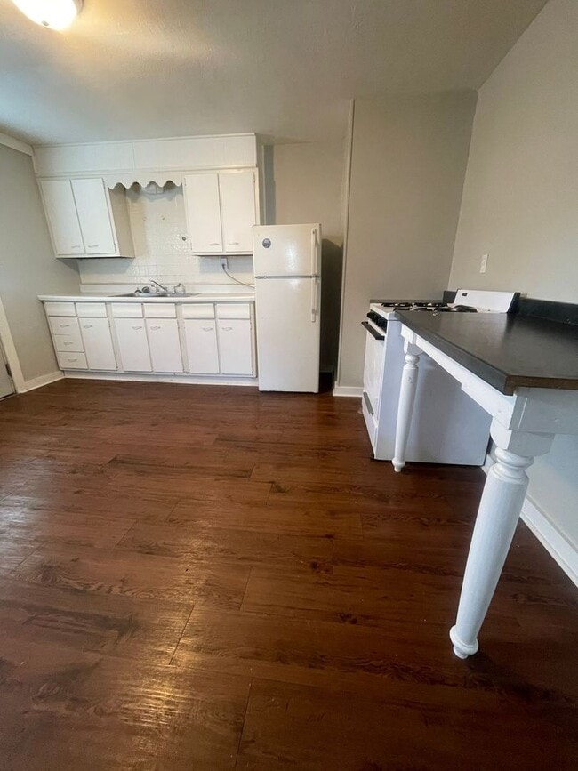 Photo - 301 E Memorial Dr Unit 303