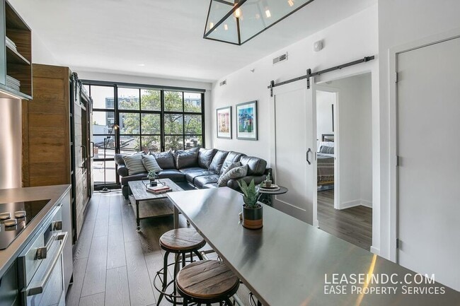 Photo - 2030 8th St NW Unit #301a