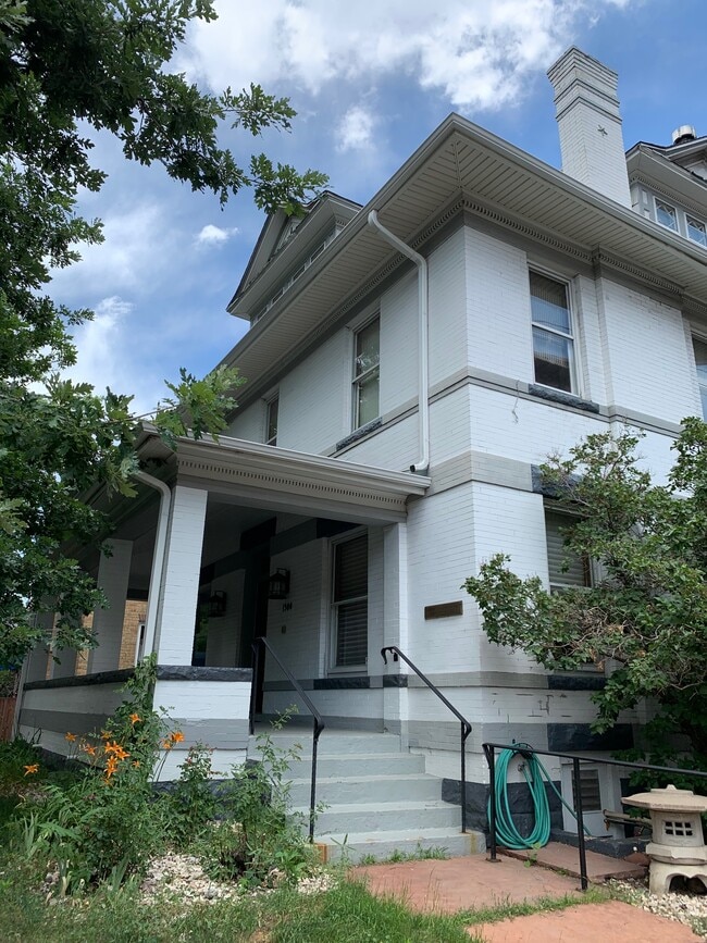 Building Photo - 1300 N Lafayette St Unit South Garden