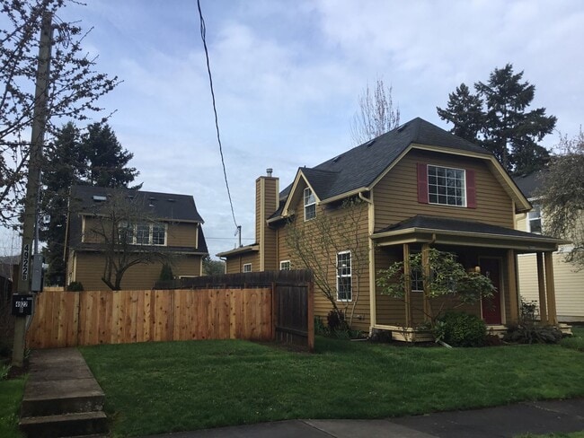 Photo - 600B00 Unit 4922