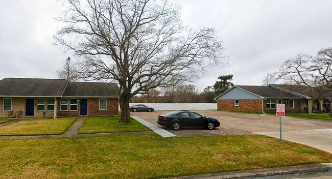 Photo - 3301 Royal St Unidad #3301