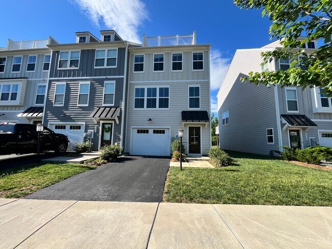 Photo - 5931 McComb St Townhome