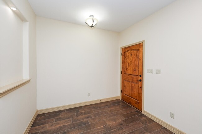 Photo - 8216 Casa Verde Rd Unit D143