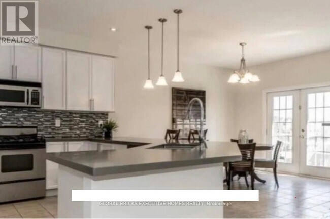 Photo - 5847 Summerside Dr