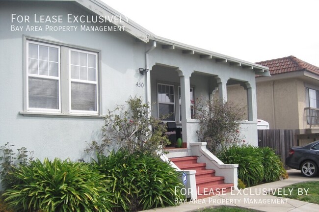 3 BD/2 BA SFH with Backyard and Finished B... - 3 BD/2 BA SFH with Backyard and Finished B... House