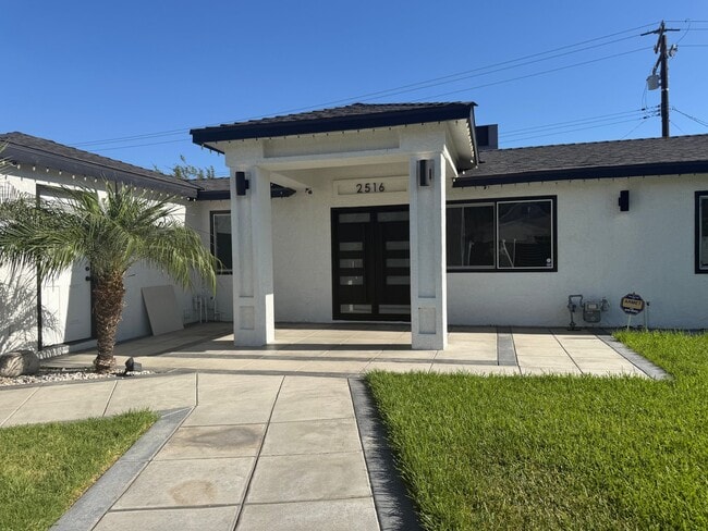 2516 Fernley Dr