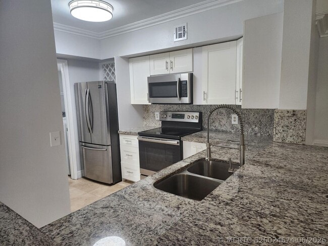 Photo - 2494 Centergate Dr Unit 301