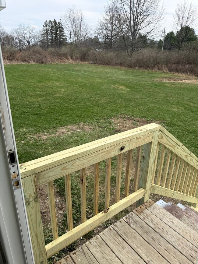 Photo - Stone Road Trailer