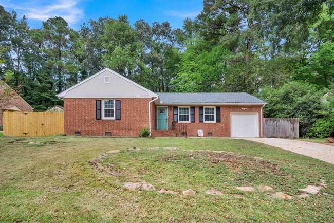 117 Queen Mary Ct