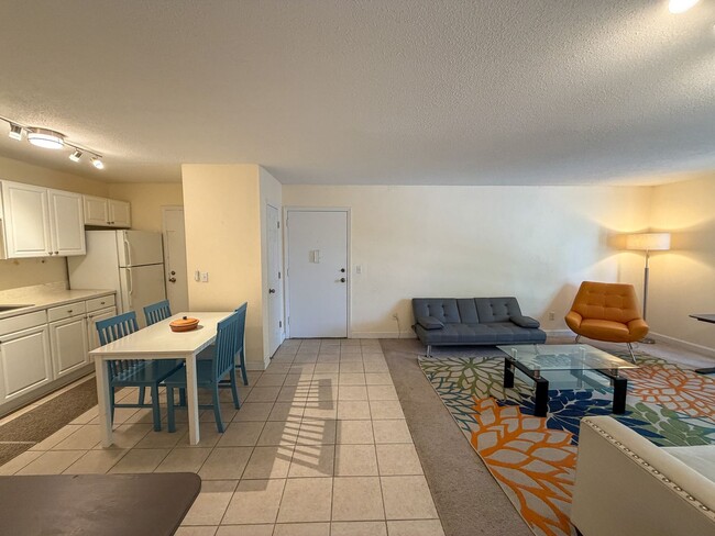 Photo - Summit House J-22