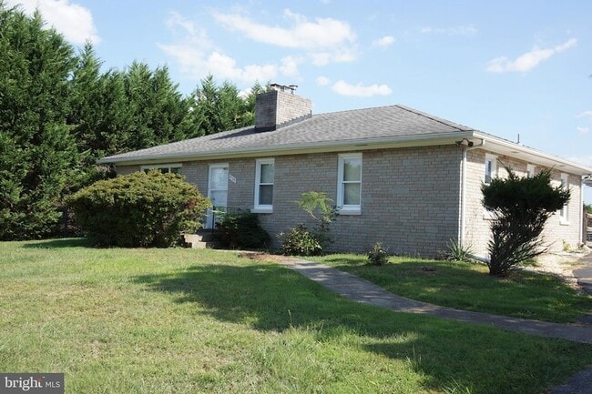 Building Photo - 7135 Bowers Rd Rental