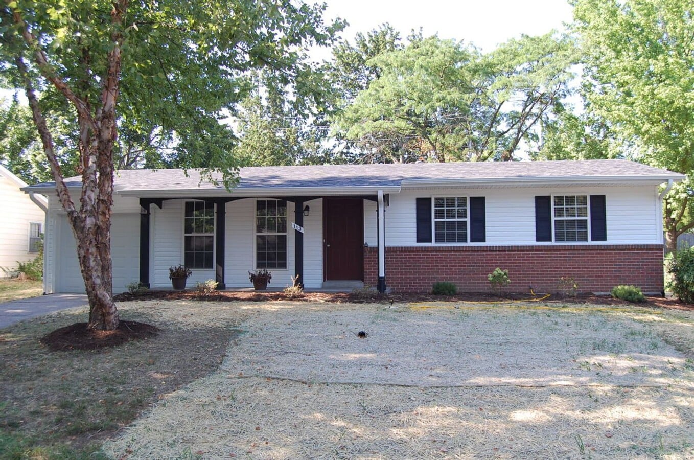 Charming 3 Bedroom 1.5 Bath Home - Charming 3 Bedroom 1.5 Bath Home