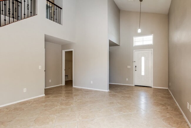 Photo - 21868 W Mohave St