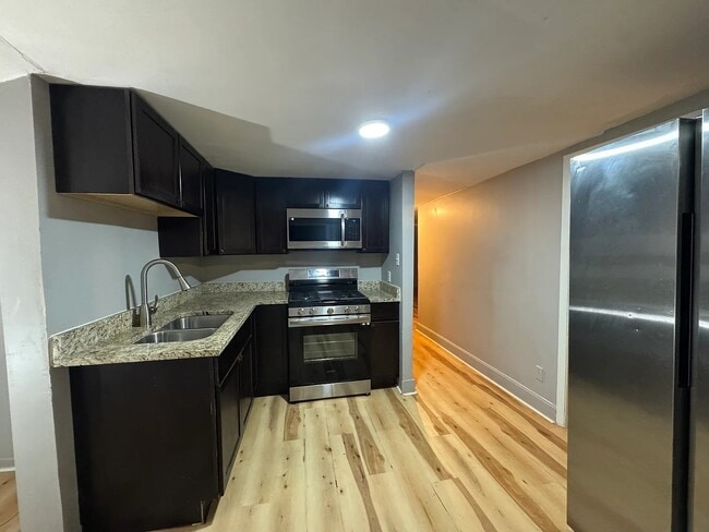 Photo - 2030 Dodge Ave